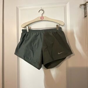 Women’s gray Nike shorts